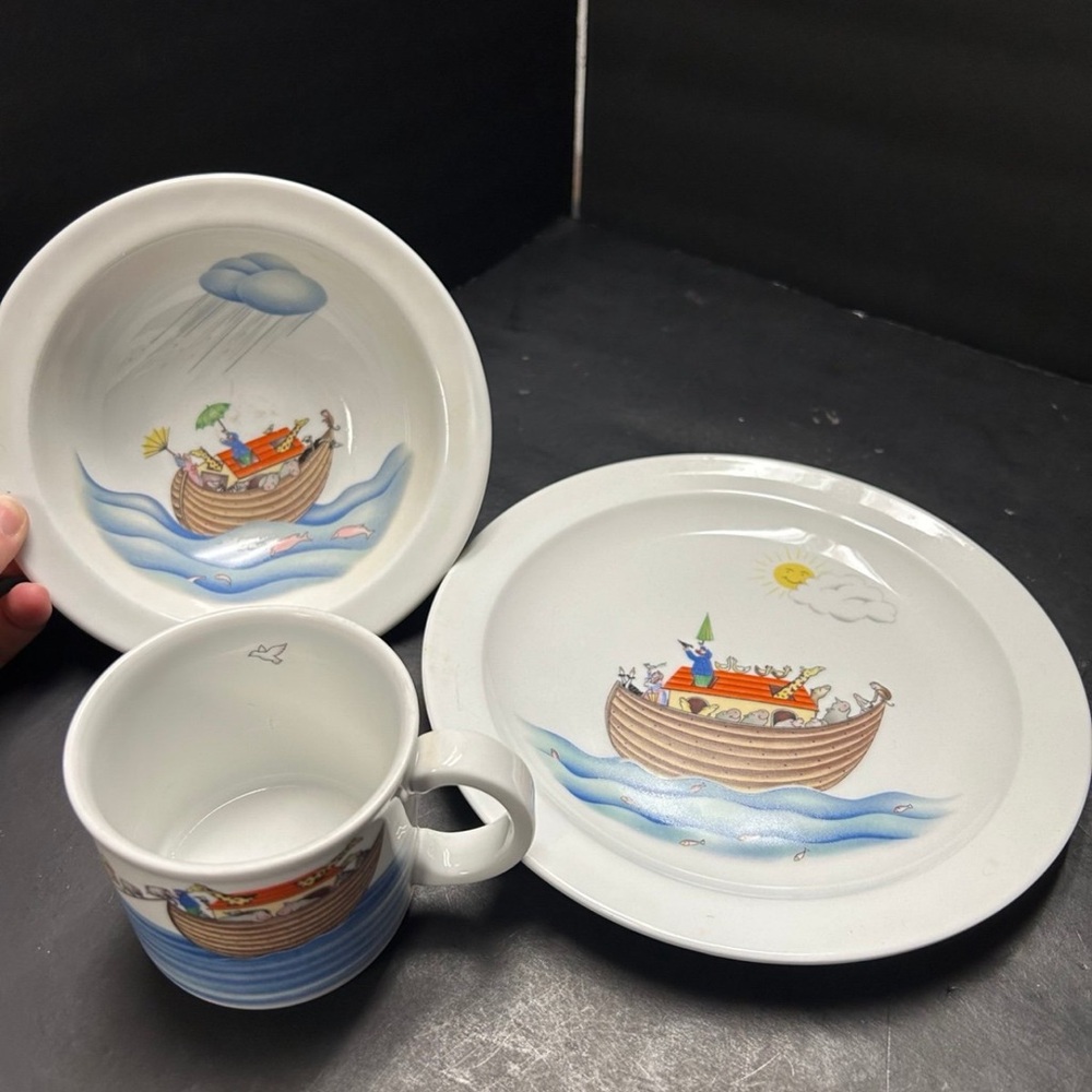 Noah's Ark Children's Dinnerware Set - White with Multicolor Boat Design